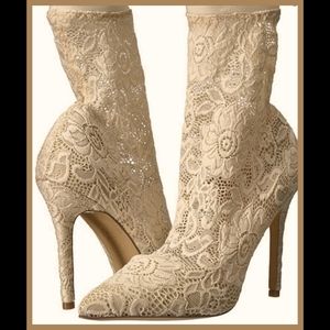 CHARLES DAVID LACE HEELS/BOOTIES-SIZE 5 1/2-GREAT